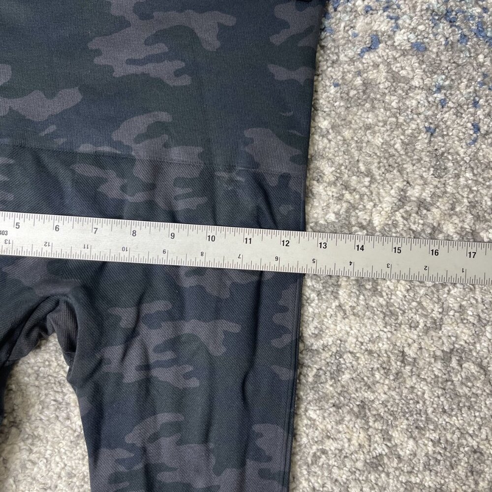 Spanx Leggings Womens Medium Black Camo Seamless High Rise Activewear‎ Yoga - Picture 5 of 8